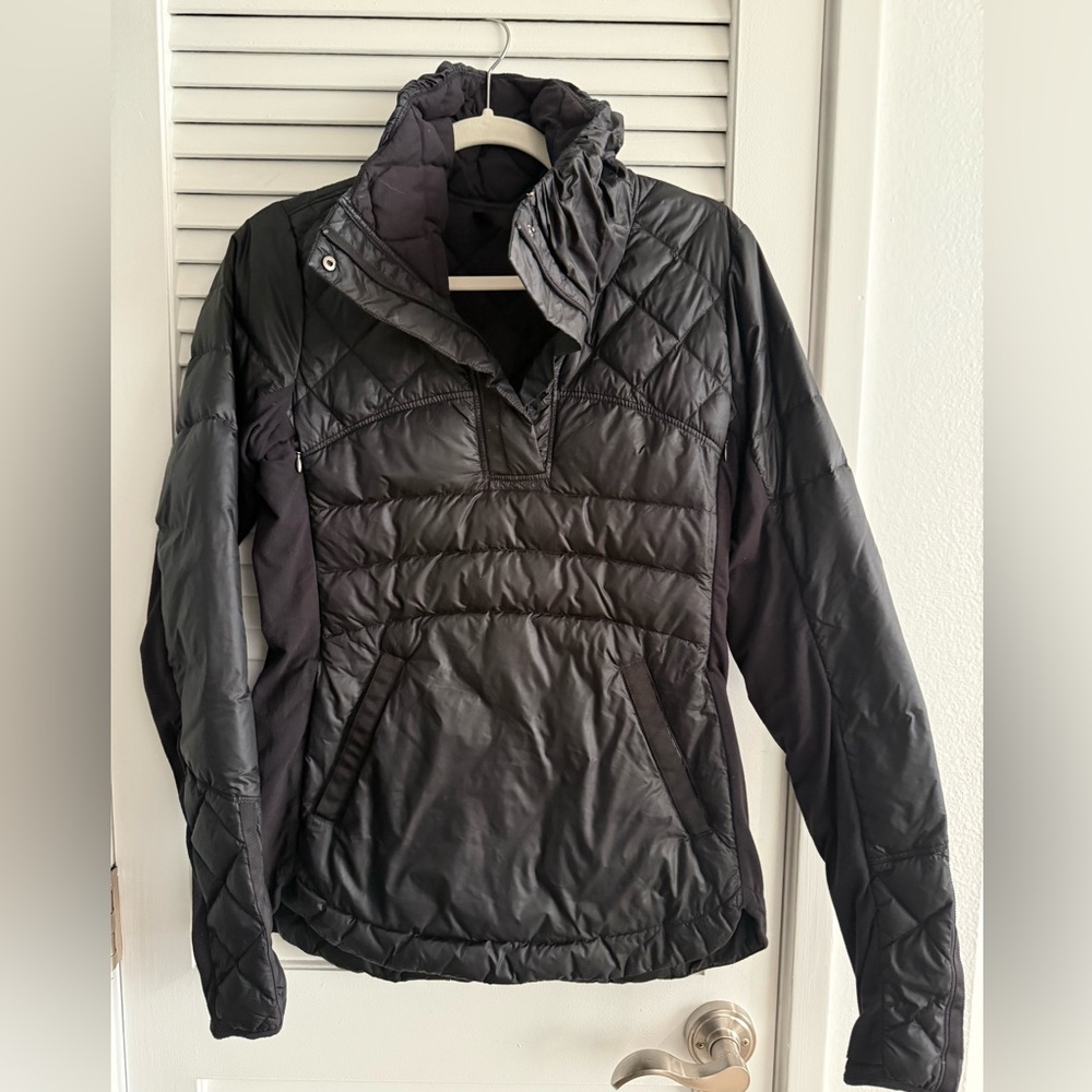 Lululemon Down For it All Pull Over 1/4 Zip